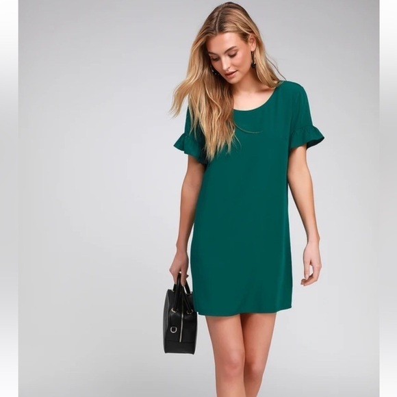 Lulus Dresses & Skirts - Lulu’s Chic of Perfection Emerald Green Shift Dress in Small.